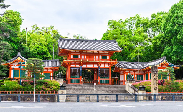 八坂神社（通称：祇園さん）